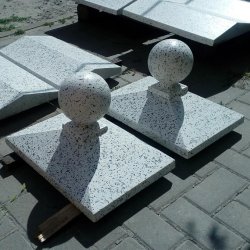 Колпак заборный пирамида 1,5×1 кирпича с украшением